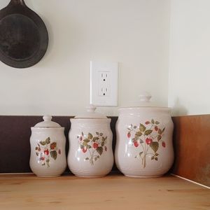 Vintage sugar & flour jars/canisters